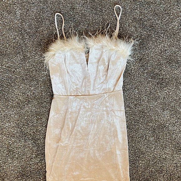 NWT Superdown Erika Mini Dress - Picture 4 of 4